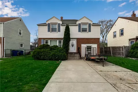 58 Gresham Dr, Amherst, NY 14226