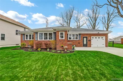 24 Susan Ln, Cheektowaga, NY 14225