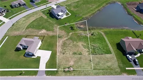 68 Jackson St, Newstead, NY 14001