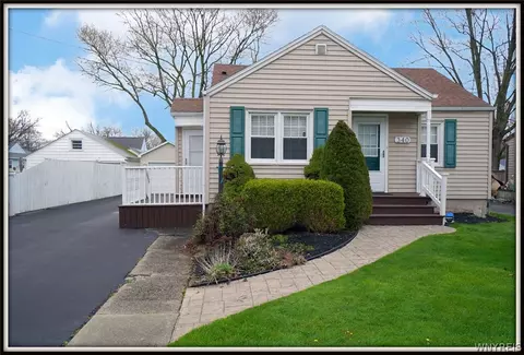 340 N 5th St, Lewiston, NY 14092