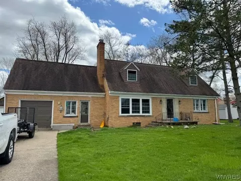 2454 Washington St, Wheatfield, NY 14304