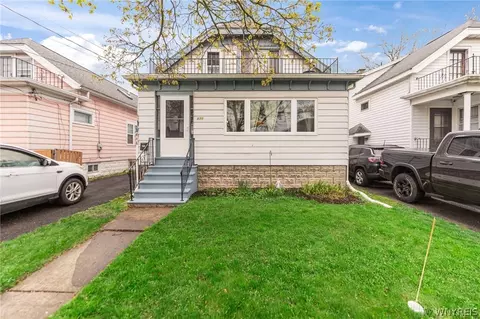 129 Peach Tree Rd, Cheektowaga, NY 14225