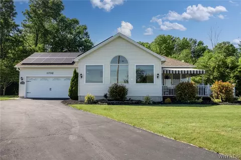 1732 E River Rd, Grand Island, NY 14072