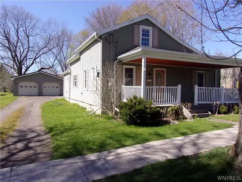 40 E Main St, Gainesville, NY 14066