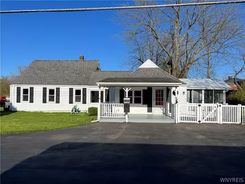 159 Buckeye Rd, Amherst, NY 14226