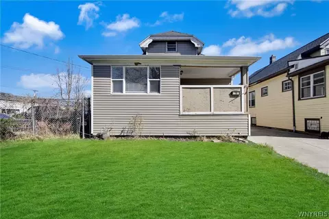 16 Amber St, Buffalo, NY 14220