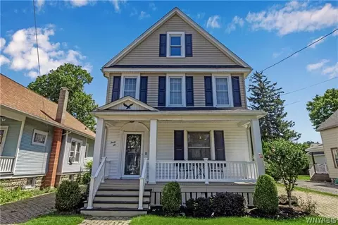 36 Church St, Lancaster, NY 14086