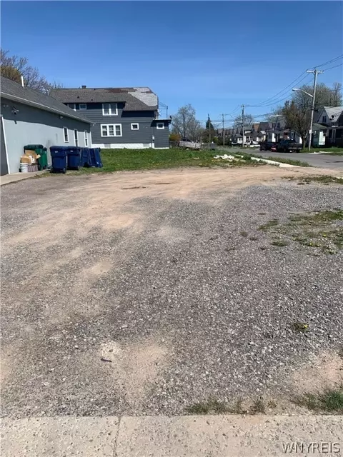 3229 Bailey Ave, Buffalo, NY 14215