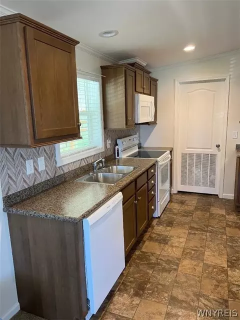 54 Southview Dr, Arcade, NY 14009 photo 8