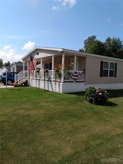 54 Southview Dr, Arcade, NY 14009 photo 2