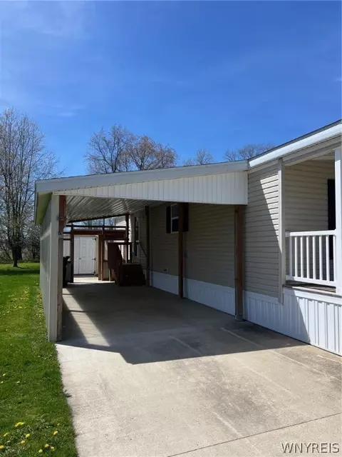 54 Southview Dr, Arcade, NY 14009 photo 3