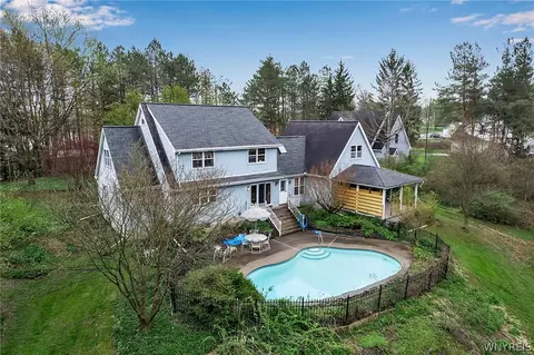3100 Four Rod Rd, East Aurora, NY 14052