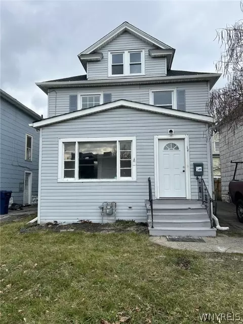 34 Hennepin St, Buffalo, NY 14206