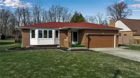 1276 Borden Rd, Depew, NY 14043