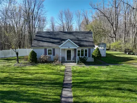 2445 Dodge Rd, East Amherst, NY 14051