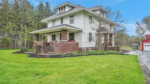 10543 Maple Ridge Rd, Shelby, NY 14103