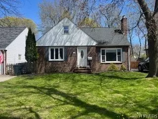 118 Columbia Dr, Amherst, NY 14221