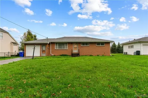 329 Angle Rd, West Seneca, NY 14224
