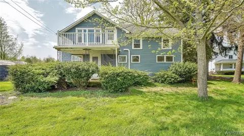 246 Schwartz Rd, Lancaster, NY 14086
