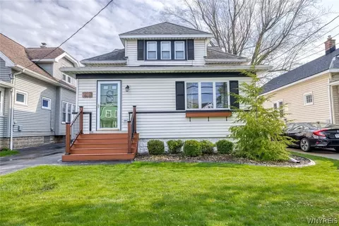 151 Shenandoah Rd, Buffalo, NY 14220