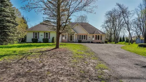 521 Campbell Blvd, Amherst, NY 14086