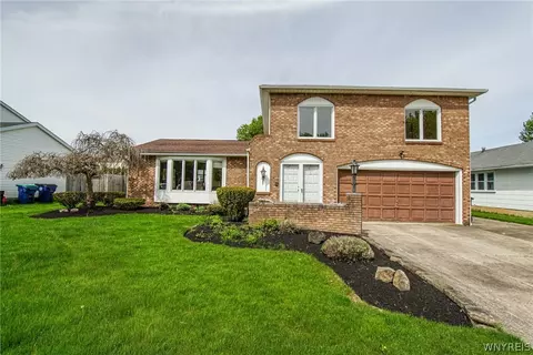237 Presidio Pl, Amherst, NY 14221
