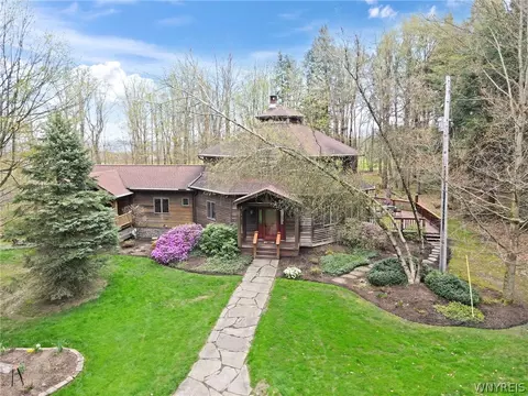 6111 Brown Hill Rd, Springville, NY 14141