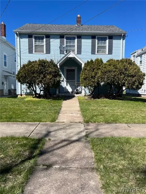 2906 Michigan Ave, Niagara Falls, NY 14305