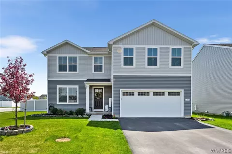 35 Aviano Way, Amherst, NY 14228
