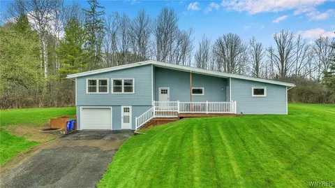 9342 N Shore Rd, Cuba, NY 14727