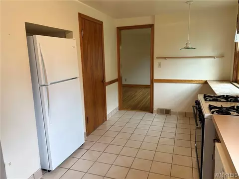 28 Allenhurst Rd, Buffalo, NY 14214 photo 27