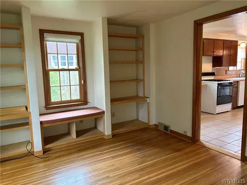 28 Allenhurst Rd, Buffalo, NY 14214 photo 23
