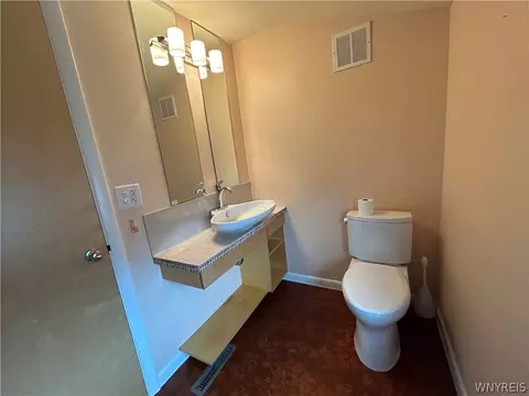 28 Allenhurst Rd, Buffalo, NY 14214 photo 31