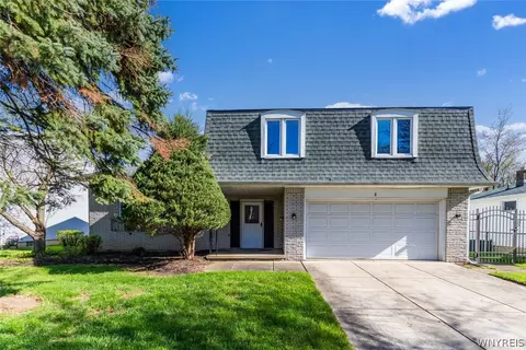 8 N Prince Dr, Depew, NY 14043