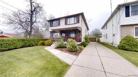453 Callodine Ave, Amherst, NY 14226