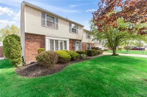80 Old Spring Ln, Amherst, NY 14221