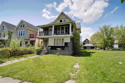 424 13th St, Niagara Falls, NY 14303