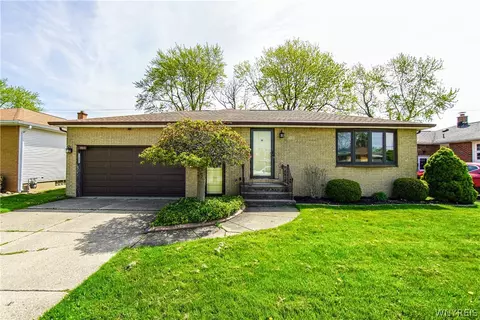 101 Banko Dr, Depew, NY 14043
