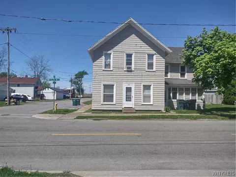 7 Cottage St, North Tonawanda, NY 14120
