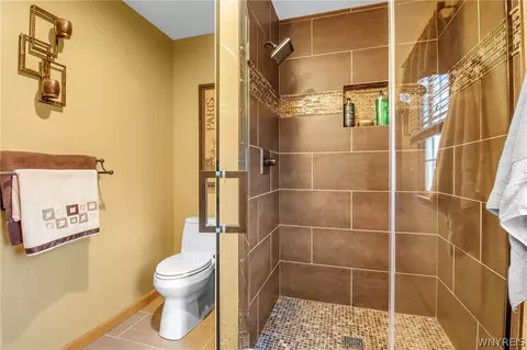 8 Cobblestone Ct, Lancaster, NY 14086 photo 29