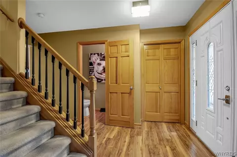 8 Cobblestone Ct, Lancaster, NY 14086 photo 7