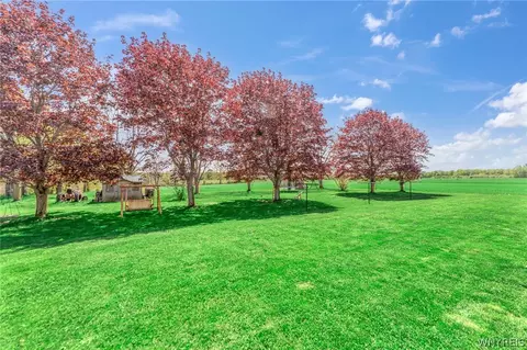 9490 Carpenter Rd, Evans, NY 14057 photo 37
