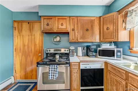 9490 Carpenter Rd, Evans, NY 14057 photo 18