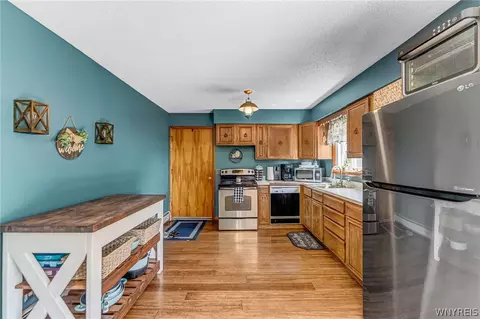 9490 Carpenter Rd, Evans, NY 14057 photo 15