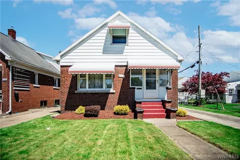110 Palm St, Lackawanna, NY 14218