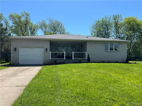 286 Oakridge Ave, Buffalo, NY 14217