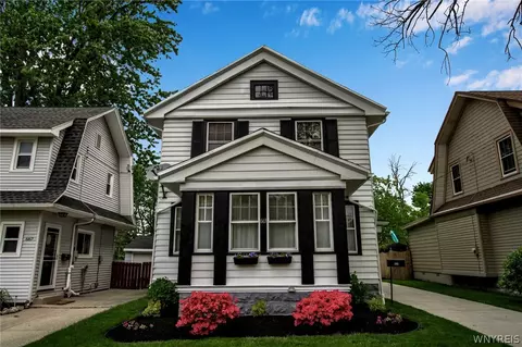 663 Crescent Ave, Buffalo, NY 14216