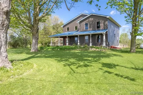 2463 Brown Rd, Pembroke, NY 14036 photo 3