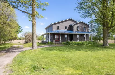 2463 Brown Rd, Pembroke, NY 14036 photo 2