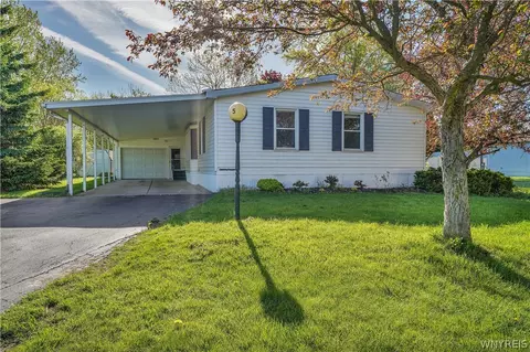 5 Calais Ct, West Seneca, NY 14224
